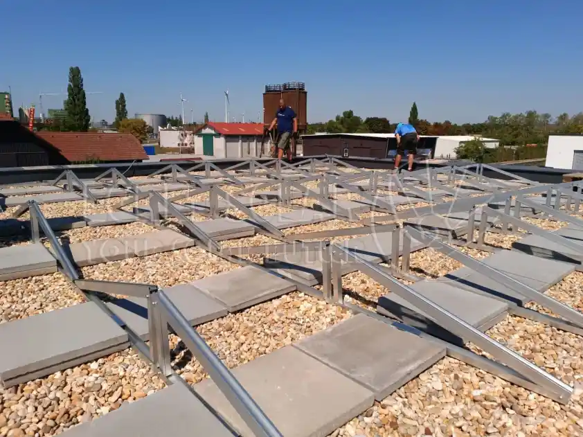 কিভাবে ইস্ট-ওয়েস্ট ব্যালাস্ট সোলার মাউন্টিং সিস্টেম ইনস্টল করবেন?